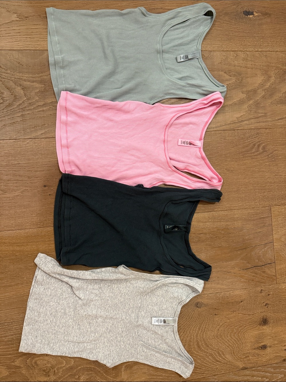 SKIMS Tank Top 4-Pack — Sage, Pink, Black, Heather Gray